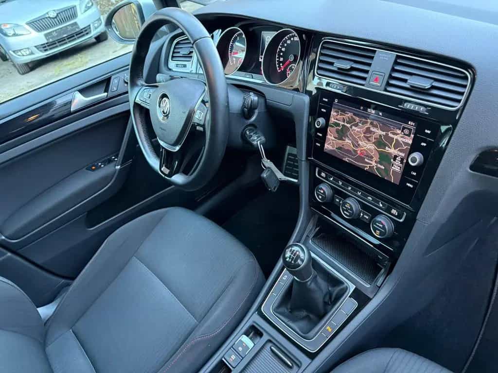 Volkswagen Golf VII Lim. Sound Start-Stopp 01/2018-photo-9