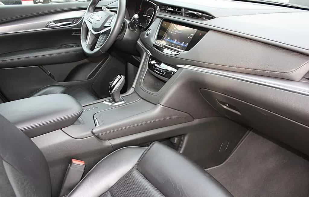 Cadillac XT5 3.6 PLATINUM 4x4 Autom. Leder/Navi/Panorama 01/2018-photo-11