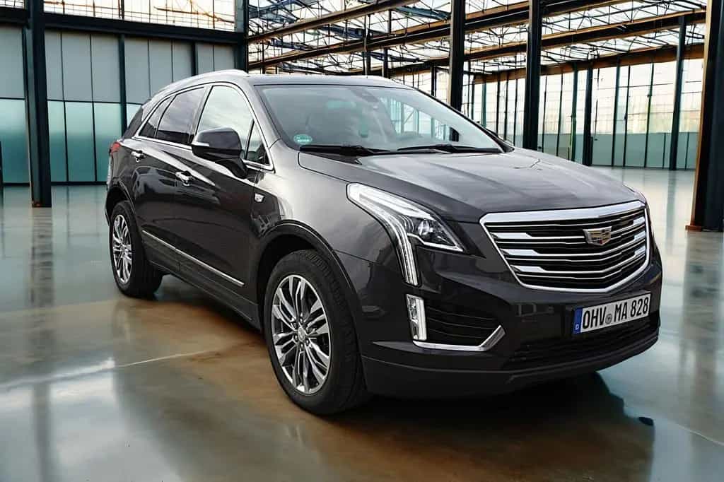 Cadillac XT5 3.6 PLATINUM 4x4 Autom. Leder/Navi/Panorama 01/2018-photo-4