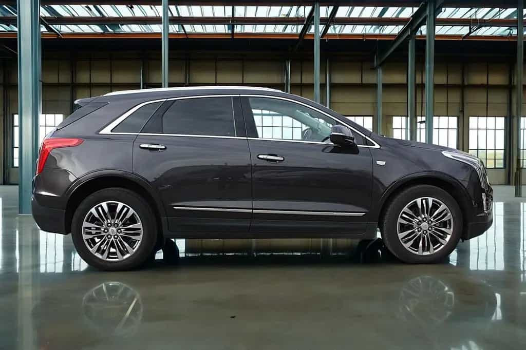 Cadillac XT5 3.6 PLATINUM 4x4 Autom. Leder/Navi/Panorama 01/2018-photo-6