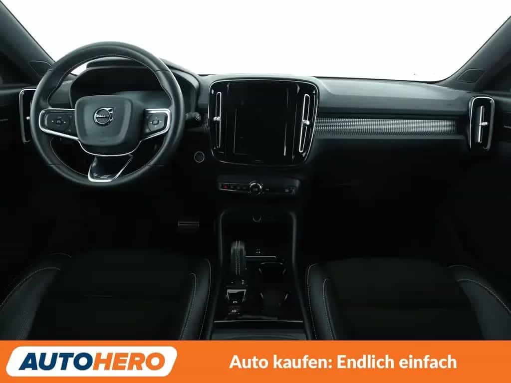 Volvo XC40 2.0 T4 R-Design 2WD Aut*NAVI*LED*TEMPO*CAM* 04/2019-photo-11