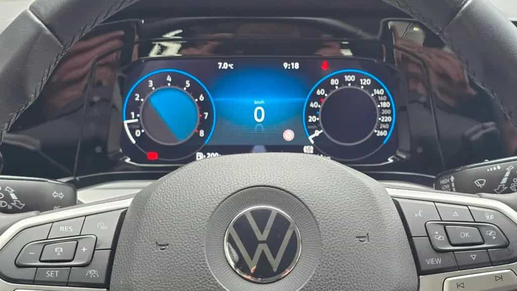 Volkswagen Golf Variant Life ACC LED Navi SHZ Android Apple 12/2020-photo-32