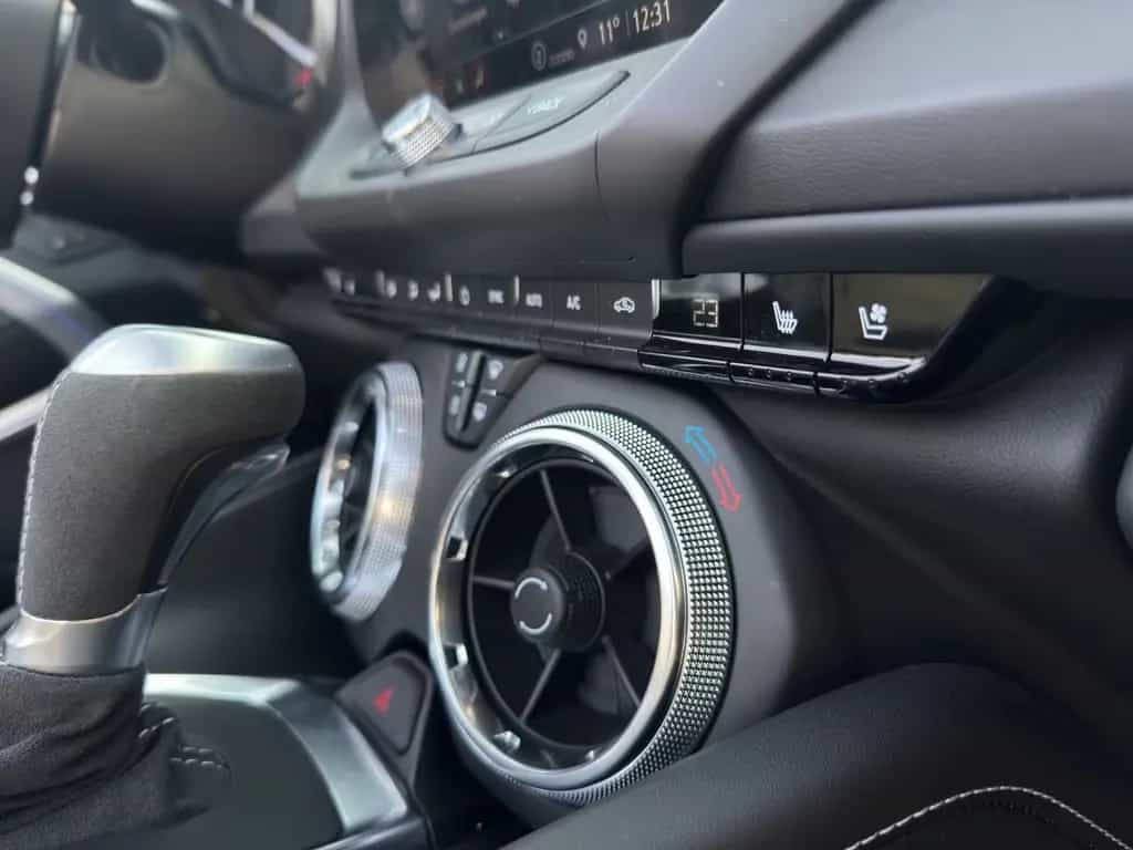 Chevrolet Camaro Cabrio 2SS 6.2 V8/RECARO/LACHANTI-22"/KW/ 02/2025-photo-18