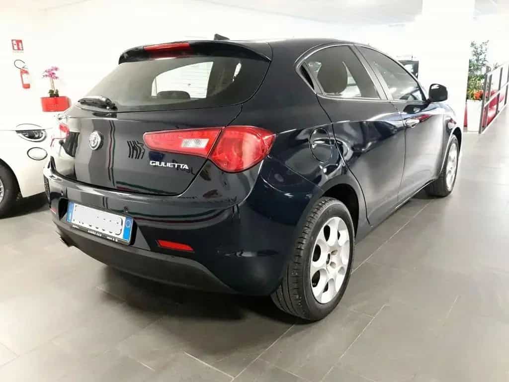 Alfa Romeo Giulietta 1.6 JTDm 120 CV 07/2018-photo-1