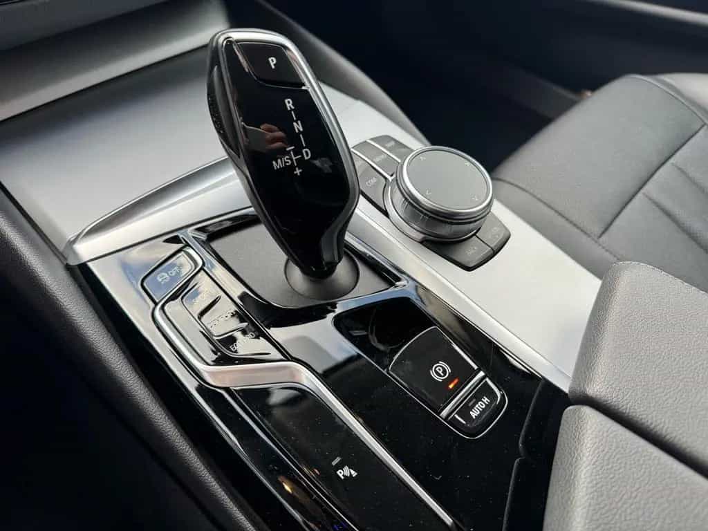 BMW 520 d Limousine St-Hzg ACC LC-Pro Memorysitze RFK 02/2023-photo-14