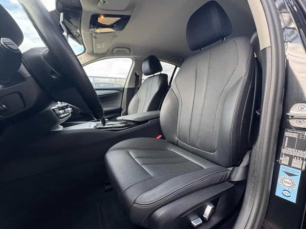 BMW 520 d Limousine St-Hzg ACC LC-Pro Memorysitze RFK 02/2023-photo-4