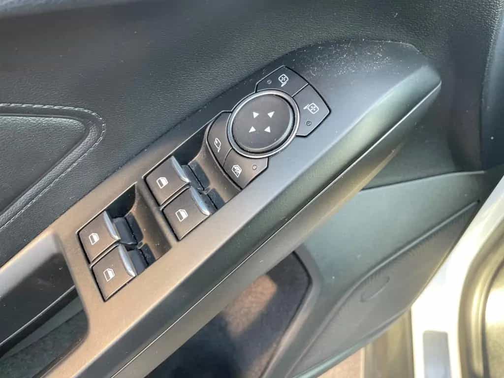Ford Focus Turnier Active 1.5 EcoBlue 07/2019-photo-10
