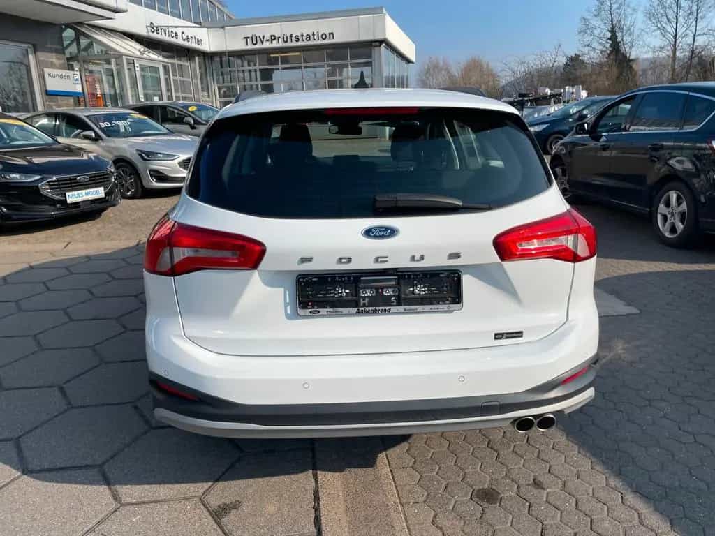 Ford Focus Turnier Active 1.5 EcoBlue 07/2019-photo-4