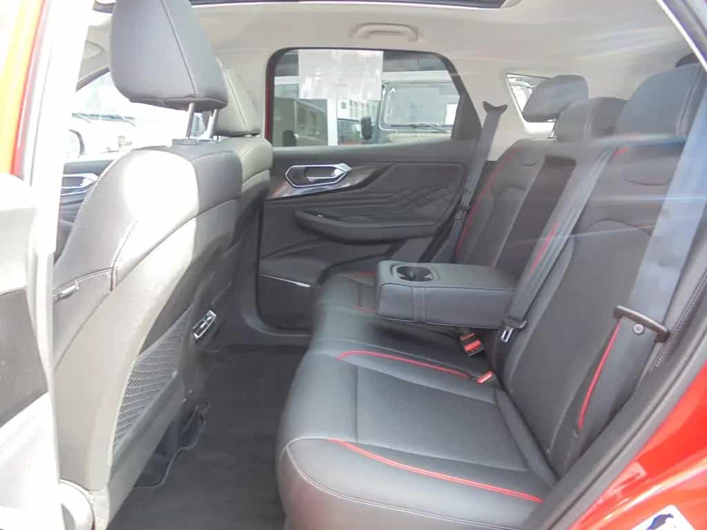 BAIC Beijing X75 6 Jahre GARANTIE Massage Panoramadac 02/2026-photo-10