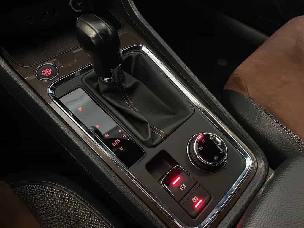 Seat Ateca 2.0 TSI Xcellence 4Drive LED AHK Keyless 01/2020-photo-21