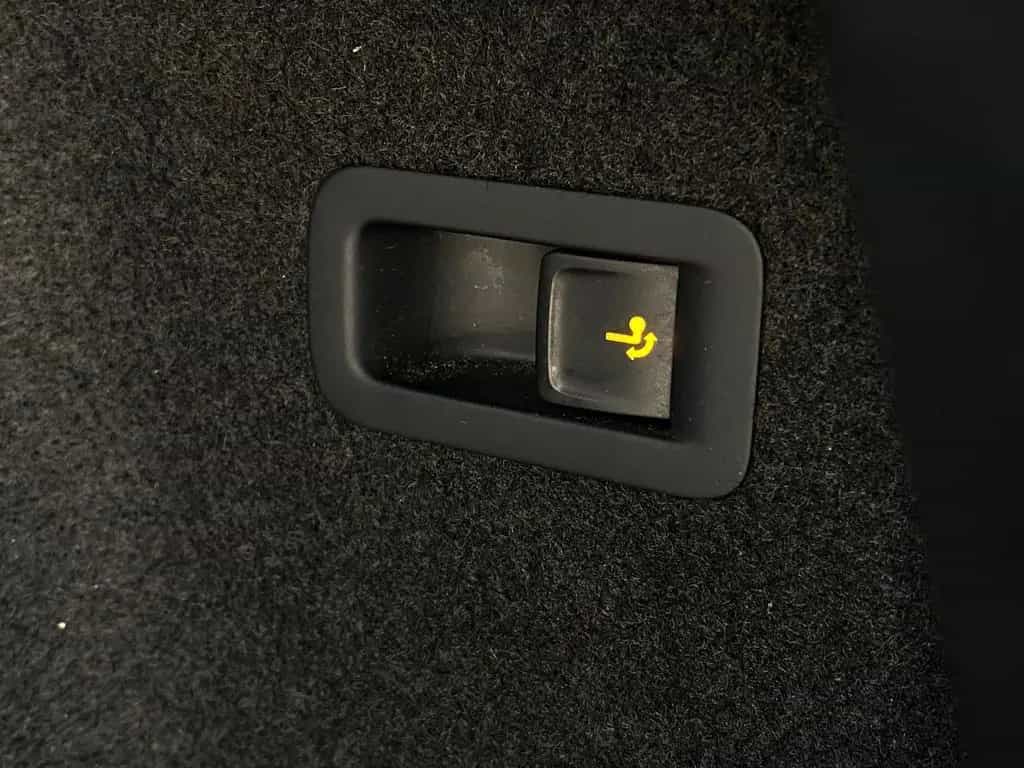 Seat Ateca 2.0 TSI Xcellence 4Drive LED AHK Keyless 01/2020-photo-35