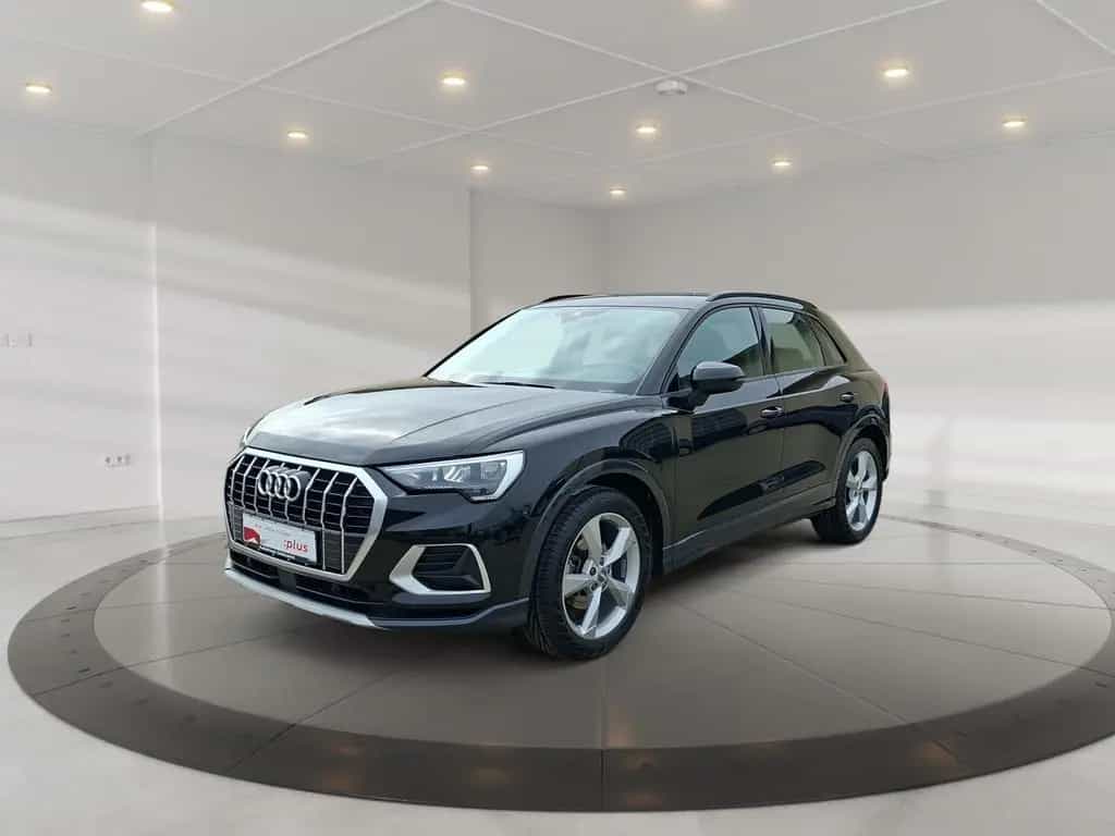 Audi Q3 35 TDI RFK AHK schwenkb CarPlay elk. Sitze 19 04/2022-photo-0