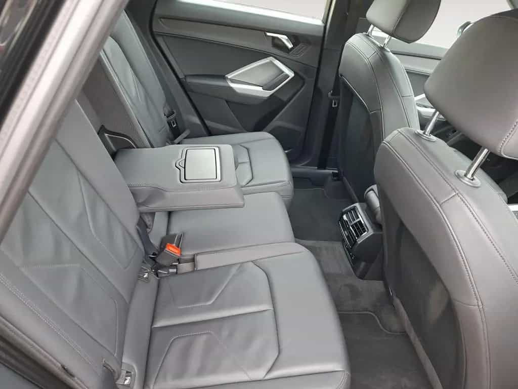 Audi Q3 35 TDI RFK AHK schwenkb CarPlay elk. Sitze 19 04/2022-photo-16