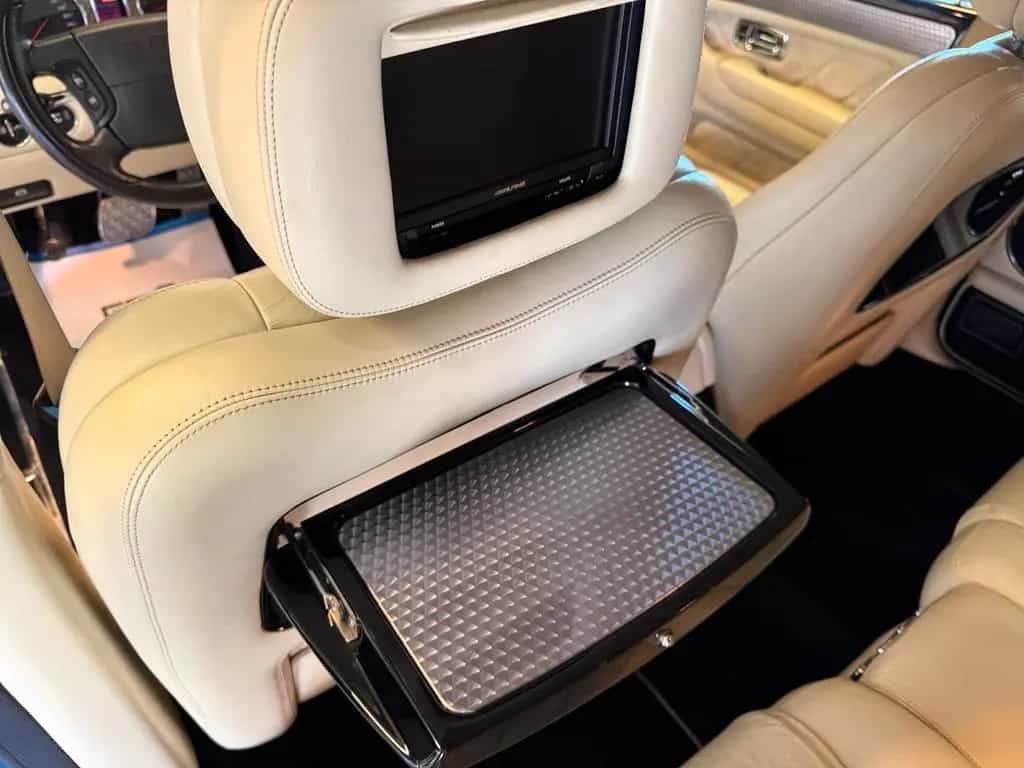 Bentley Arnage T V8 // TV / Sonderlackierung / SHZ 08/2003-photo-31