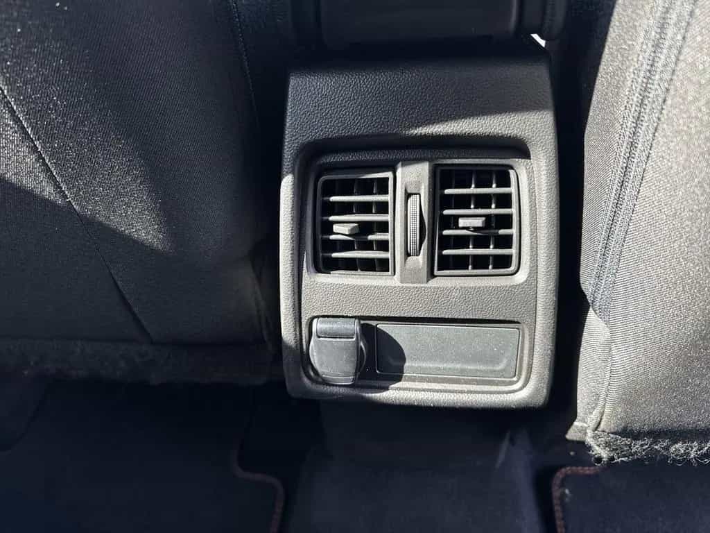 Renault Captur 1.0 TCE 100 EXPERIENCE LED+NAVI+SHZ+PDC 01/2020-photo-27