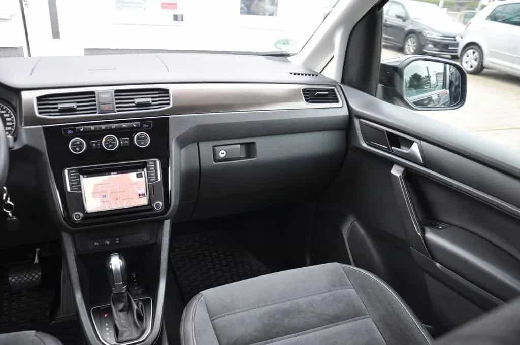 Volkswagen Caddy 2.0 TDI DSG Highline AHK-STANDH-ACC-RKAM 11/2018-photo-23
