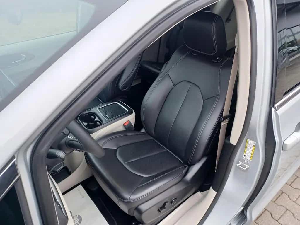 Chrysler Pacifica .L-Plus.7-Sitze.ACC. 360°.AHK. 4x4-AWD. 05/2023-photo-13