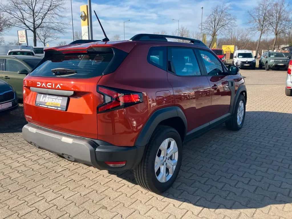 Dacia Duster III Mild Hybrid 140 Expression 03/2026-photo-3
