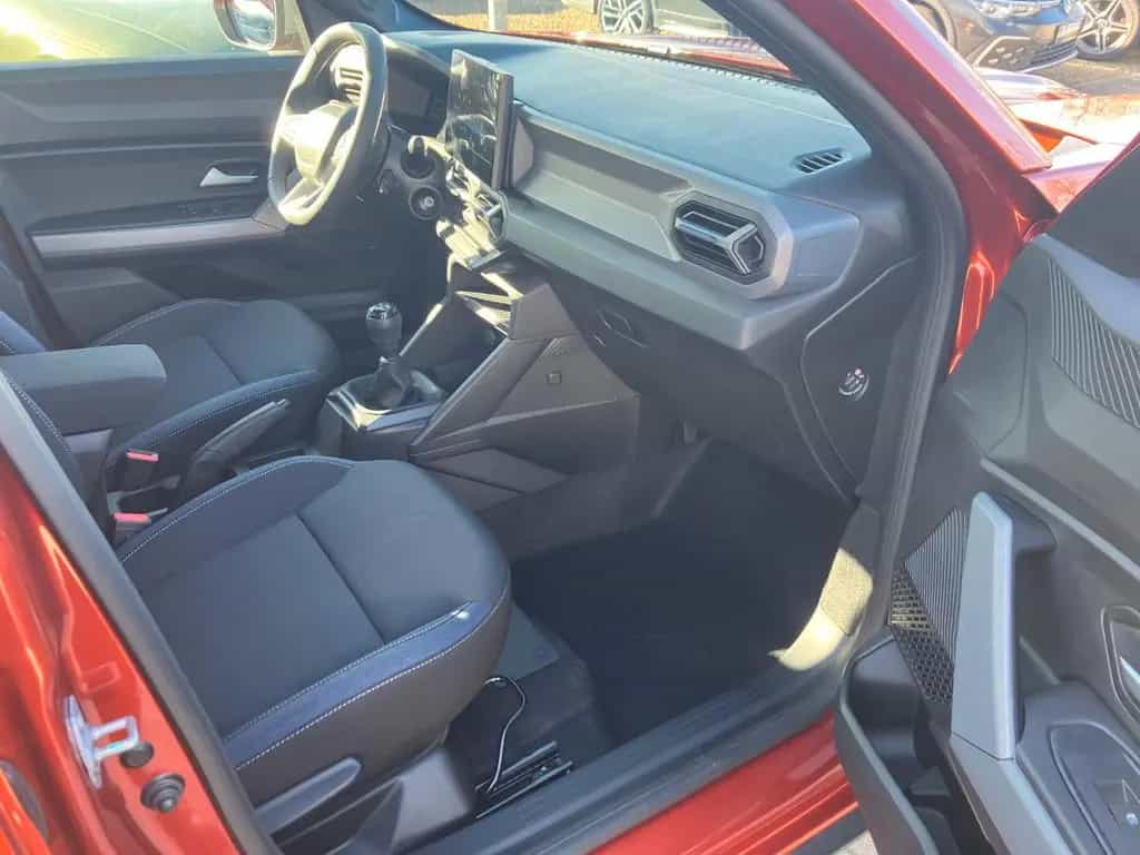 Dacia Duster III Mild Hybrid 140 Expression 03/2026-photo-9