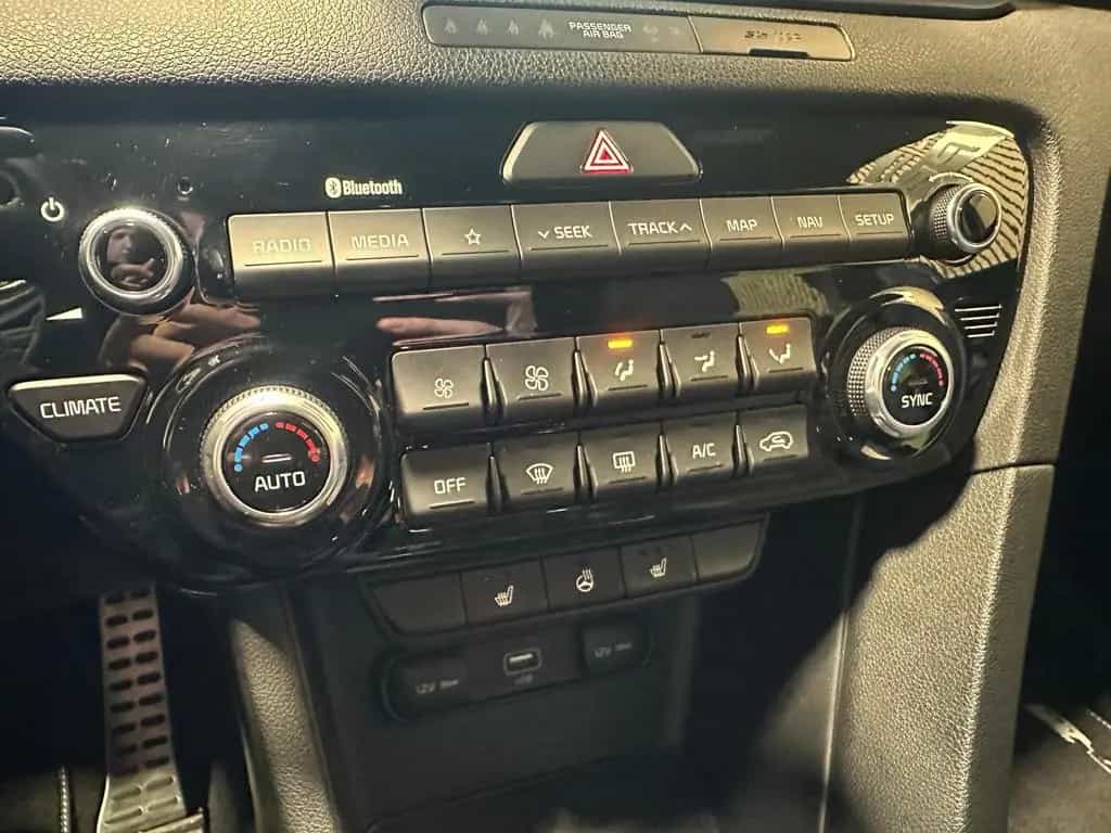 Kia Sportage 1.6 T-GDI GT-LINE LED|Navi|AHK|Leder|4x 04/2019-photo-17