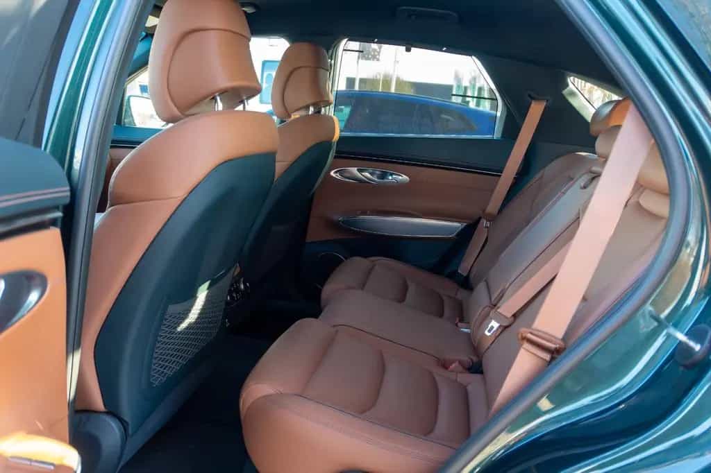 Genesis GV70 2.5T Luxury 4WD TECHNIK UND KOMFORT PAKET 04/2022-photo-18