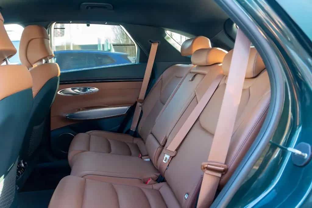 Genesis GV70 2.5T Luxury 4WD TECHNIK UND KOMFORT PAKET 04/2022-photo-19