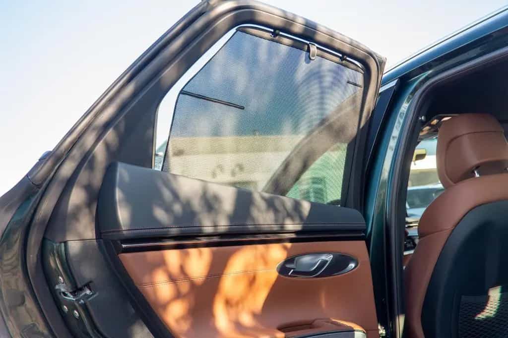 Genesis GV70 2.5T Luxury 4WD TECHNIK UND KOMFORT PAKET 04/2022-photo-23