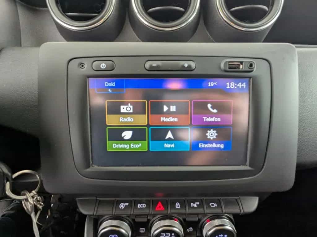 Dacia Duster II 1.2 TCe 125 Prestige 2WD NAVI+RFK+SHZ+ 07/2018-photo-18