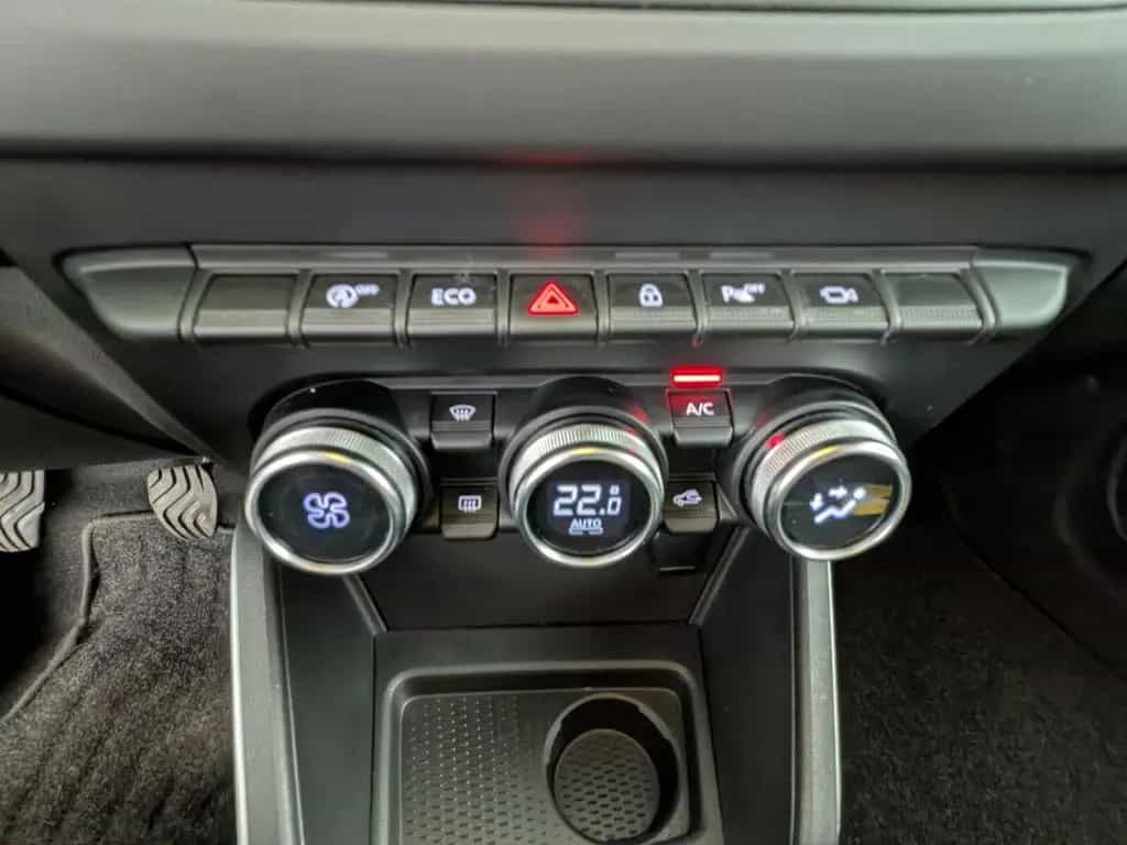Dacia Duster II 1.2 TCe 125 Prestige 2WD NAVI+RFK+SHZ+ 07/2018-photo-20