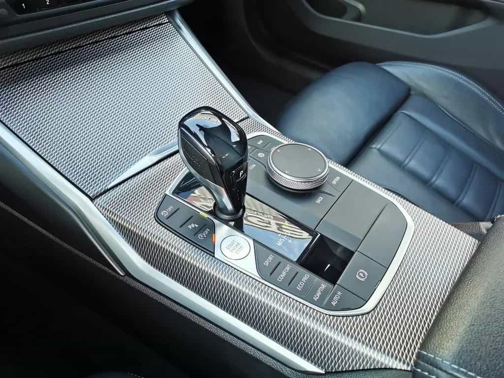 BMW 3 Series 320d M Sportpaket Head-Up Leder Laserlicht 01/2020-photo-15