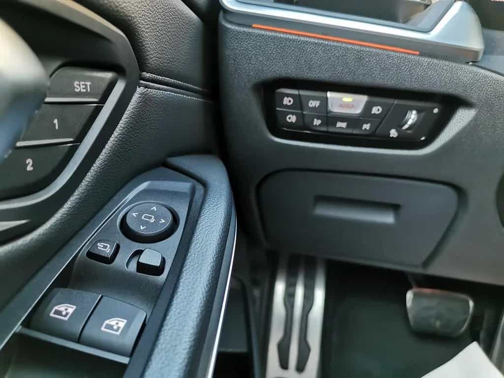 BMW 3 Series 320d M Sportpaket Head-Up Leder Laserlicht 01/2020-photo-16