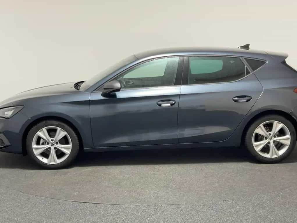 Seat Leon 1.5 TSI DSG FR LED Navi RFK Sitzh Klimaaut. 03/2025-photo-4