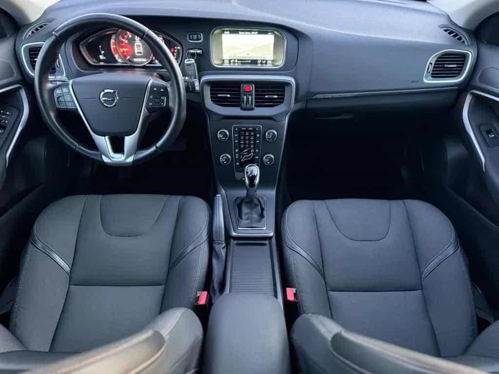 Volvo V40 Cross Country/LED/PDC/1-Hand/Automatik/SHZ 12/2016-photo-13