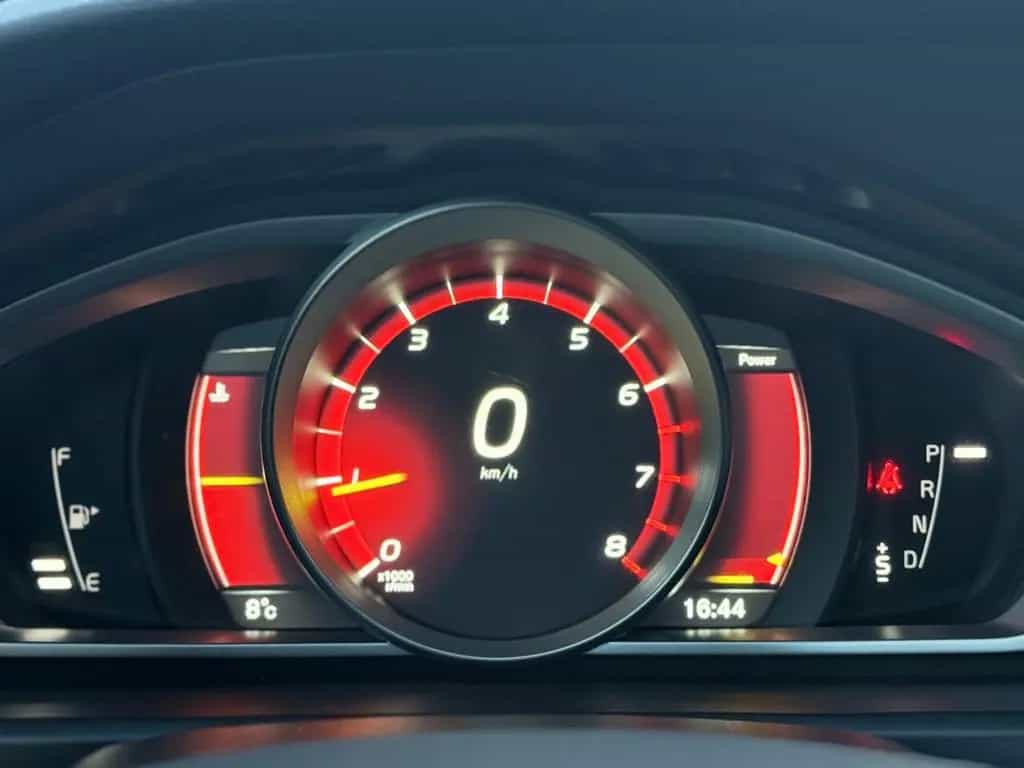 Volvo V40 Cross Country/LED/PDC/1-Hand/Automatik/SHZ 12/2016-photo-20