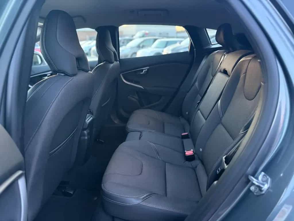 Volvo V40 Cross Country/LED/PDC/1-Hand/Automatik/SHZ 12/2016-photo-27