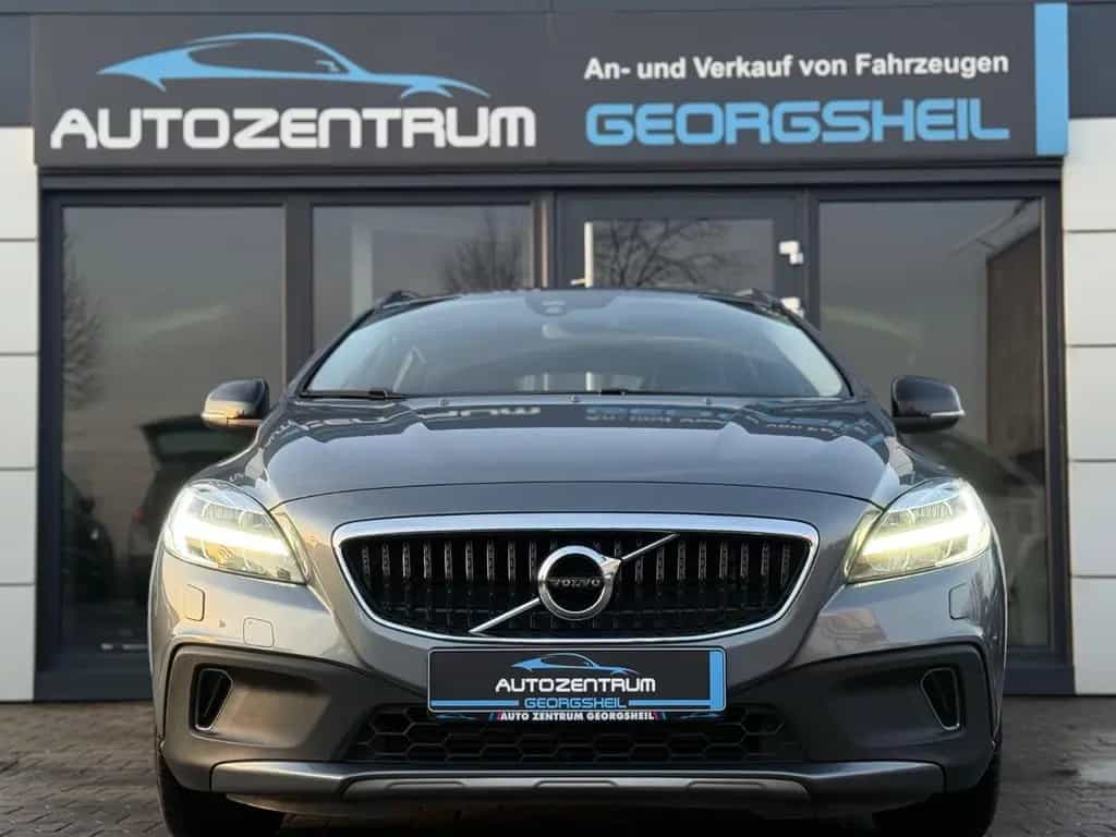 Volvo V40 Cross Country/LED/PDC/1-Hand/Automatik/SHZ 12/2016-photo-4