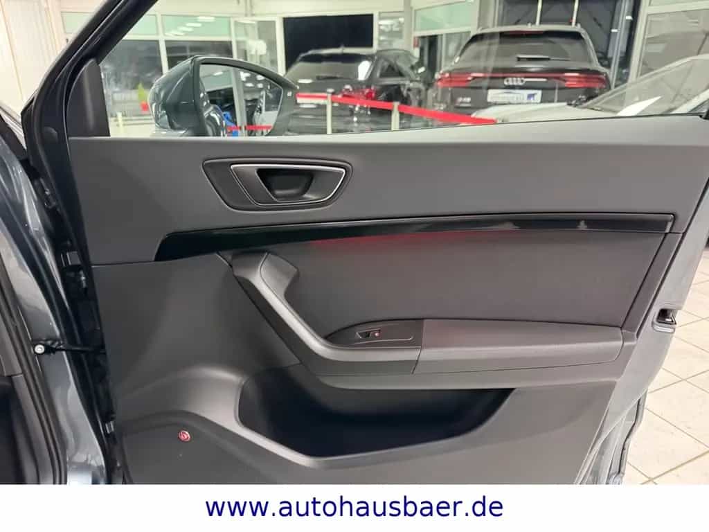 Seat Ateca FR 4Drive*PANO*VIRTUAL*BEATS*360 KAMERA 06/2019-photo-16