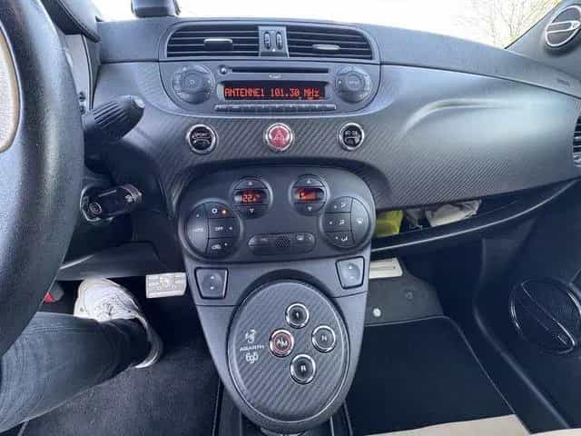 Abarth 695C Cabrio 695 Edizione Maserati/NR.499 von 499 02/2013-photo-18