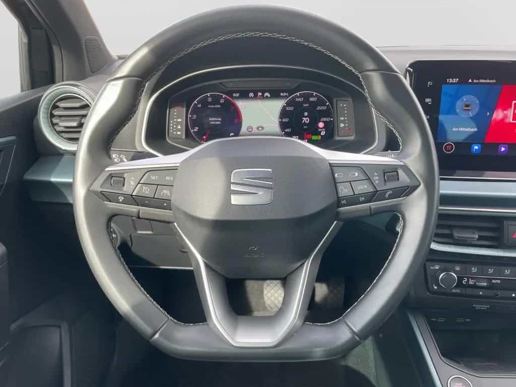 Seat Arona Xperience TSI DSG Voll-LED FullLink Kessy 08/2021-photo-11