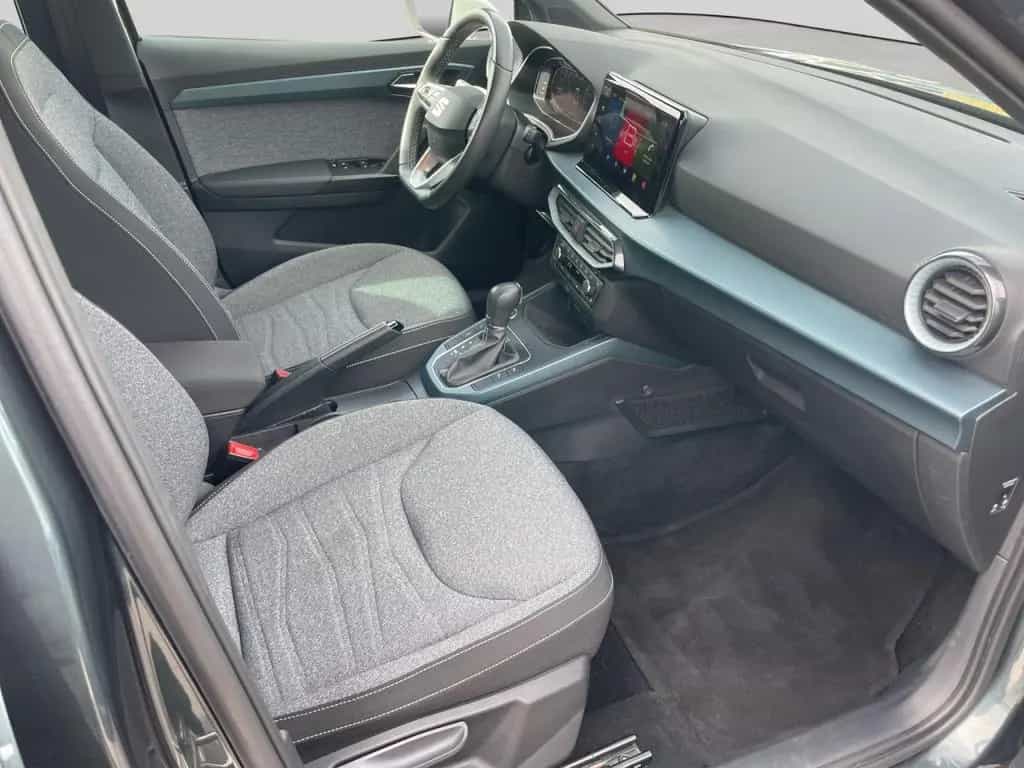Seat Arona Xperience TSI DSG Voll-LED FullLink Kessy 08/2021-photo-14