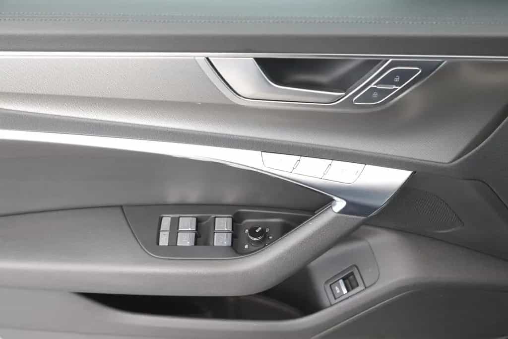 Audi A6 Limousine 45 TFSI quattro S tronic design 05/2021-photo-18