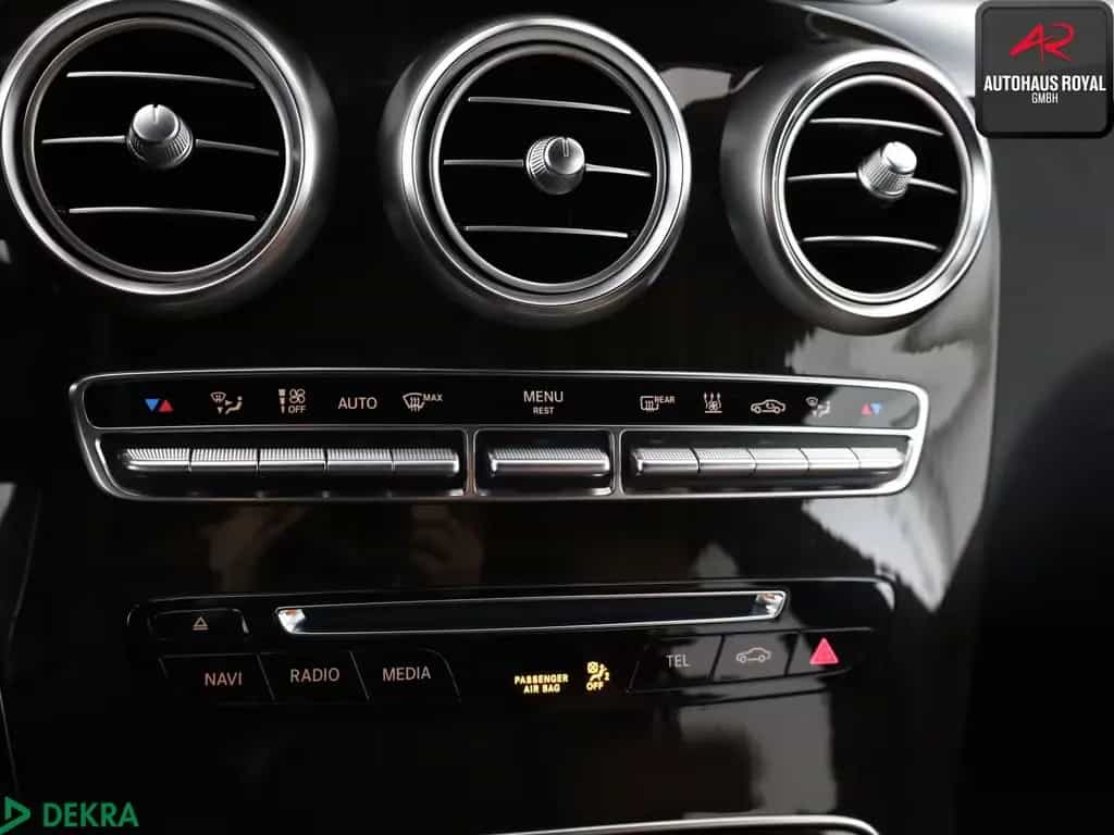 Mercedes-Benz GLC-Class 250 d 4M EXCLUSIVE AIRMATIC,DISTRONIC,TV,HUD 02/2019-photo-22