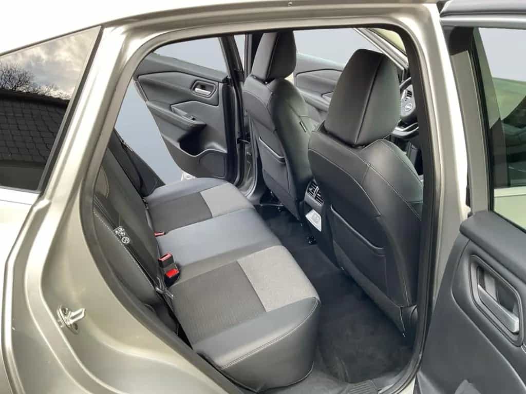 Nissan Qashqai 1.3 T MHEV Xtronic N-Connecta *LED*360°* 03/2025-photo-18