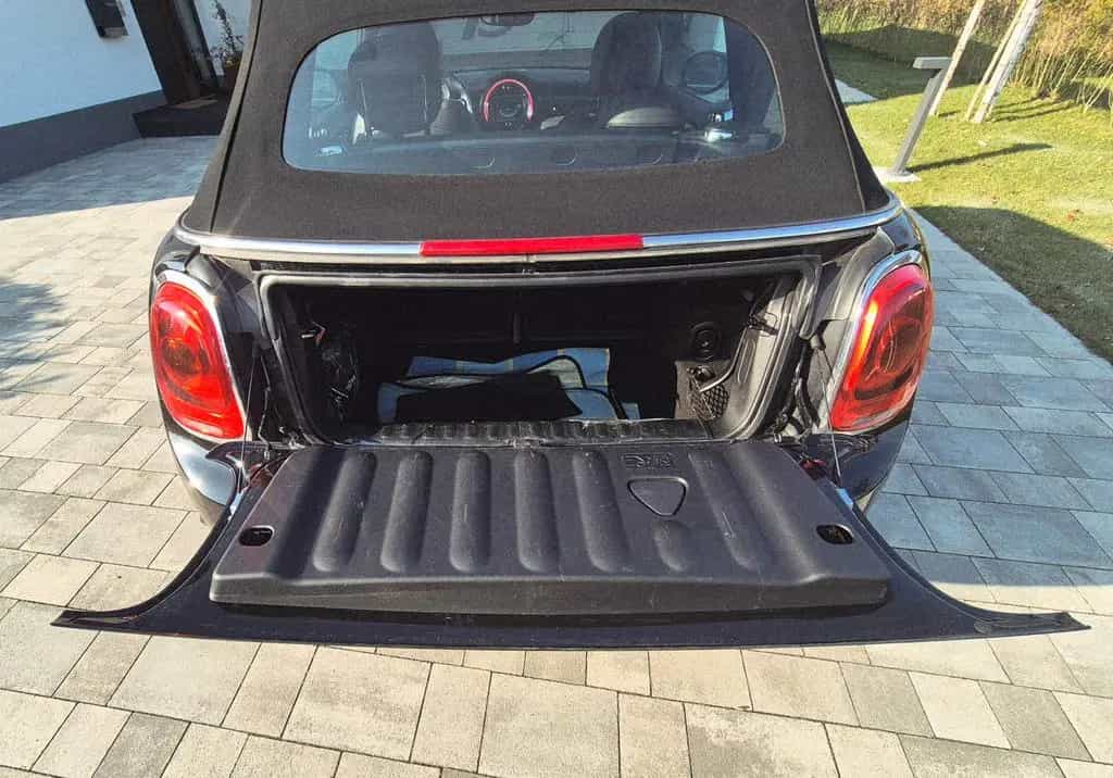 MINI Cooper D Cabrio Cooper 06/2016-photo-10