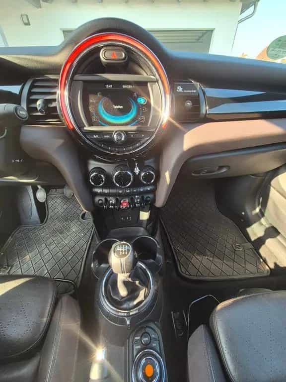 MINI Cooper D Cabrio Cooper 06/2016-photo-13