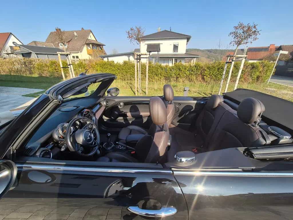 MINI Cooper D Cabrio Cooper 06/2016-photo-2