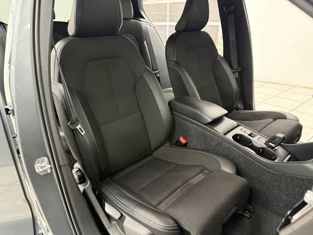 Volvo XC40 Momentum 2WD*Kamera*Navi*LED*PDC*H&K 01/2019-photo-13