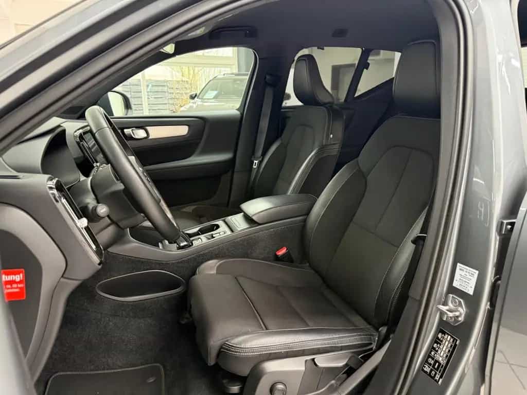 Volvo XC40 Momentum 2WD*Kamera*Navi*LED*PDC*H&K 01/2019-photo-15
