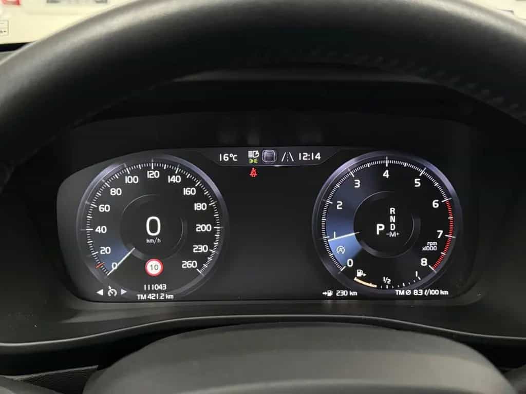 Volvo XC40 Momentum 2WD*Kamera*Navi*LED*PDC*H&K 01/2019-photo-25