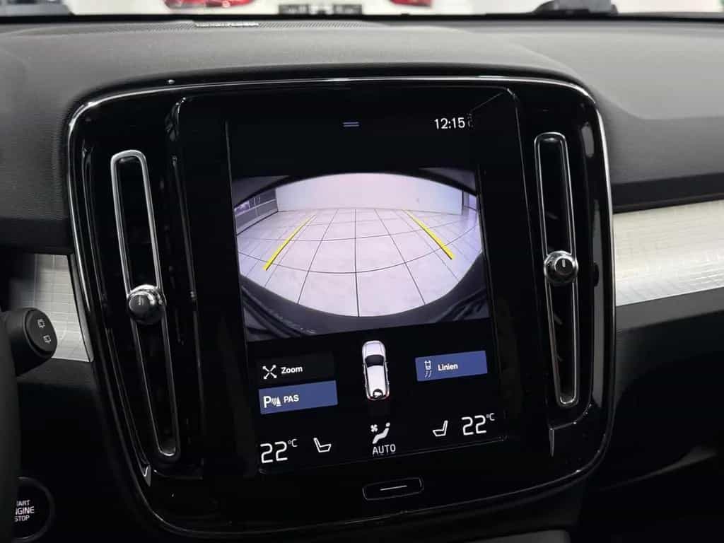 Volvo XC40 Momentum 2WD*Kamera*Navi*LED*PDC*H&K 01/2019-photo-30